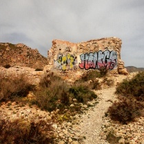 Ruinas grafiteadas